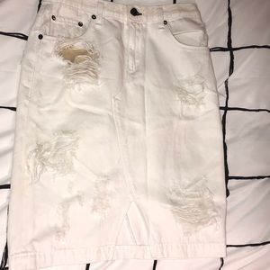 Distressed white denim skirt - Rag & bone !